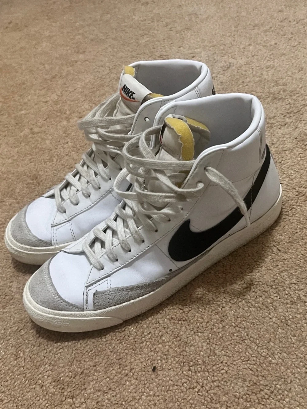 Nike Blazer Mid '77 Vintage High Top White/Black - Men's Size 9.5